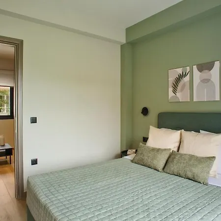 Apartament Grey 1 *
